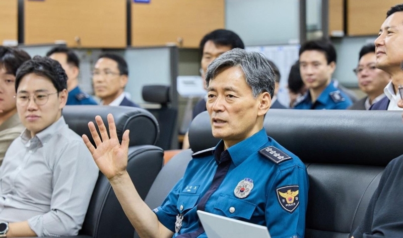 실명 밝힌 27년 차 현직경찰 "경찰 죽음 내모는 경찰청장 탄핵해야"