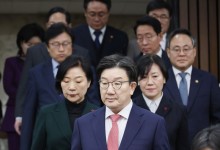 권성동·홍준표, 트럼프 측근 매너포트와 비공개 회동