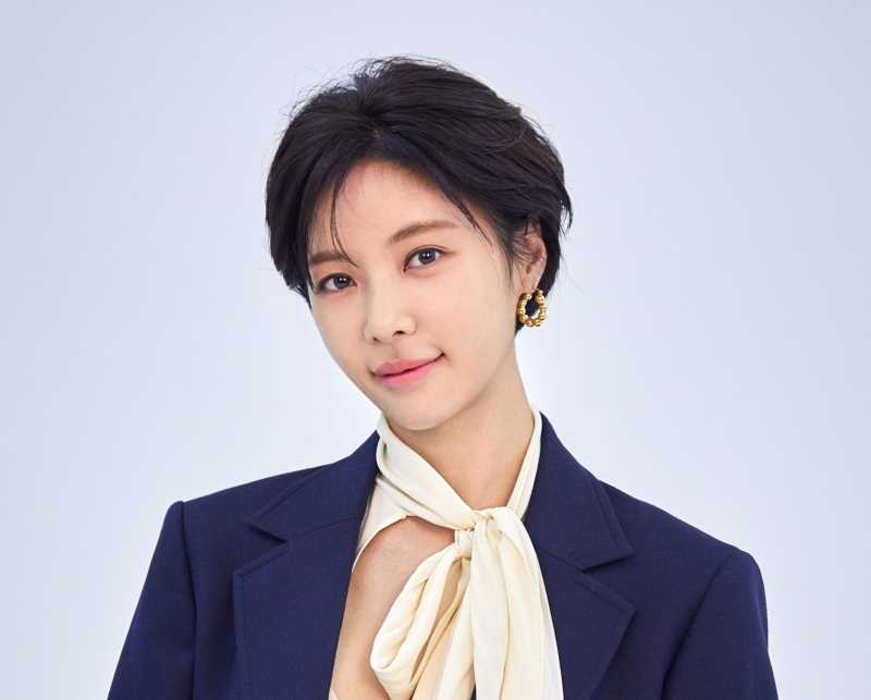배우 황정음, 회삿돈 42억으로 코인 투자했다 재판행