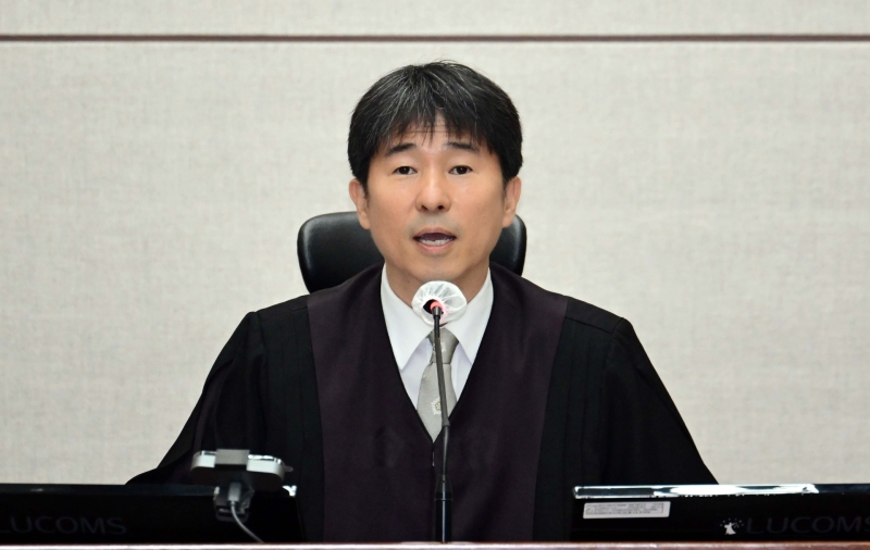 공수처, '지귀연 판사 룸살롱 접대 의혹' 수사 착수