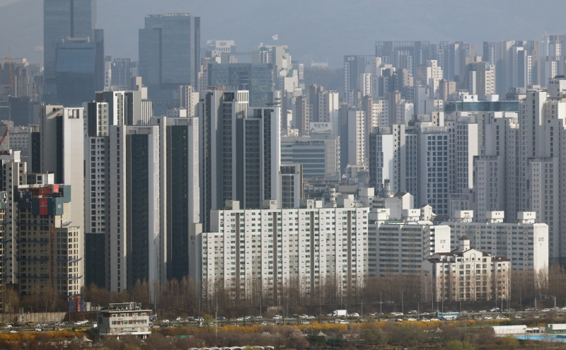 '한강뷰 임대' 갈등에 놀랐나..한 발 물러난 서울시
