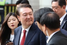 尹측, '12·3 내란' 위자료 청구한 시민들에 "소송비용 미리 달라"