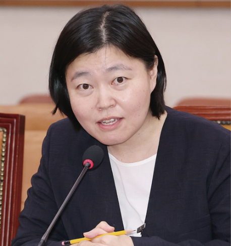"법무부와 대검은 윤석열 잔재가 운영"..임은정, 강력한 검찰 개혁 촉구
