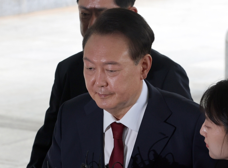 윤석열 측 "특검, 경찰이 조사 주도..검사가 직접 신문해야”