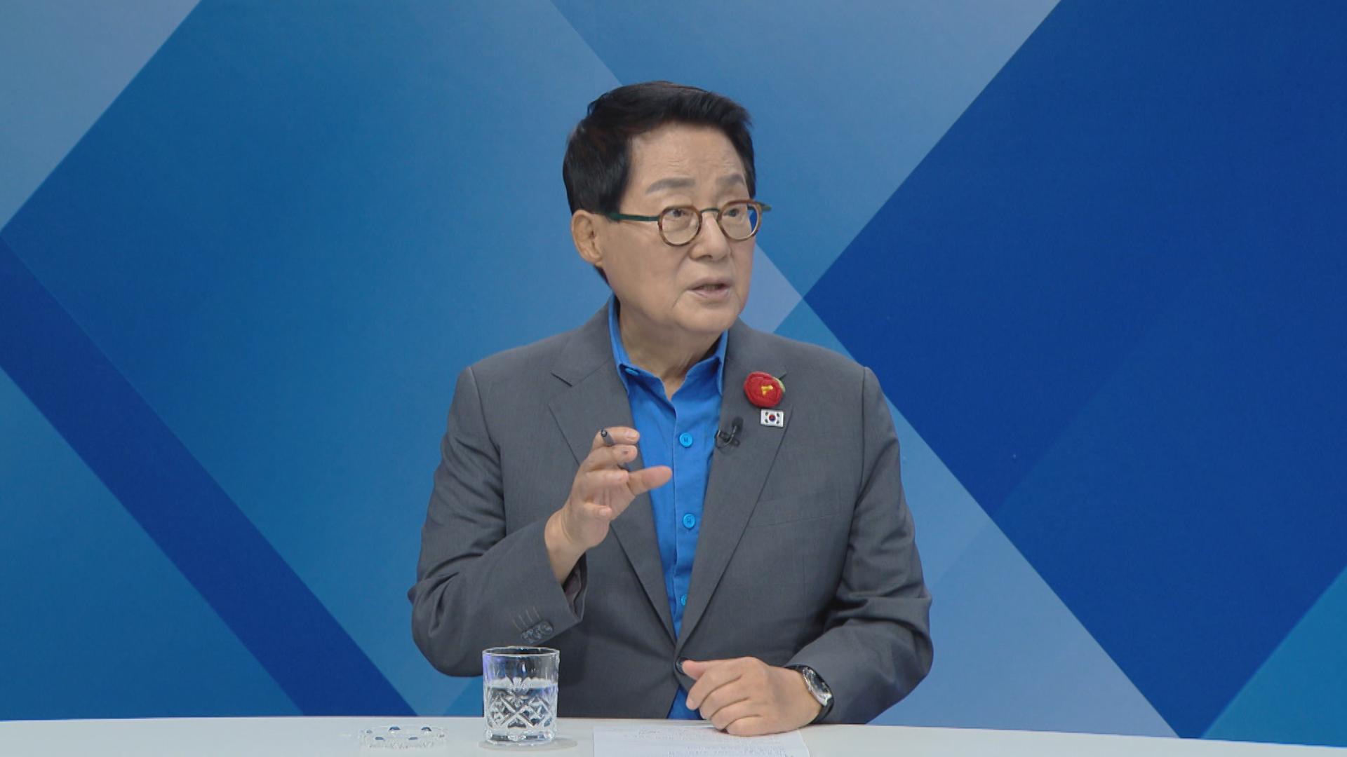 박지원 "김건희, 결혼 전부터 관계 어지러워..'尹 지배' 무속 요물, 둘 다 구속 시급"[여의도초대석]