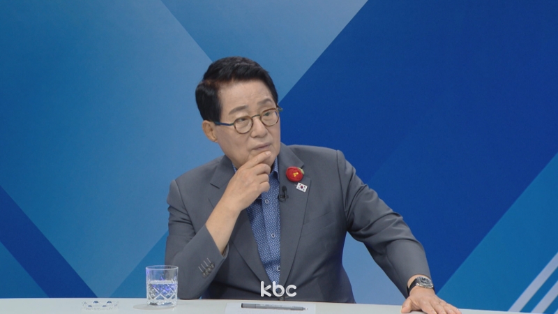 박지원 "고립무원' 尹, 외롭다?..정신 나간 유튜브만 봤으니, 앞으로 더 외로워질 것"[여의도초대석]