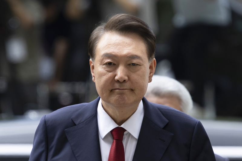 내란특검 "尹, 수용실 나가기 거부..서울구치소, 난감하다 연락"