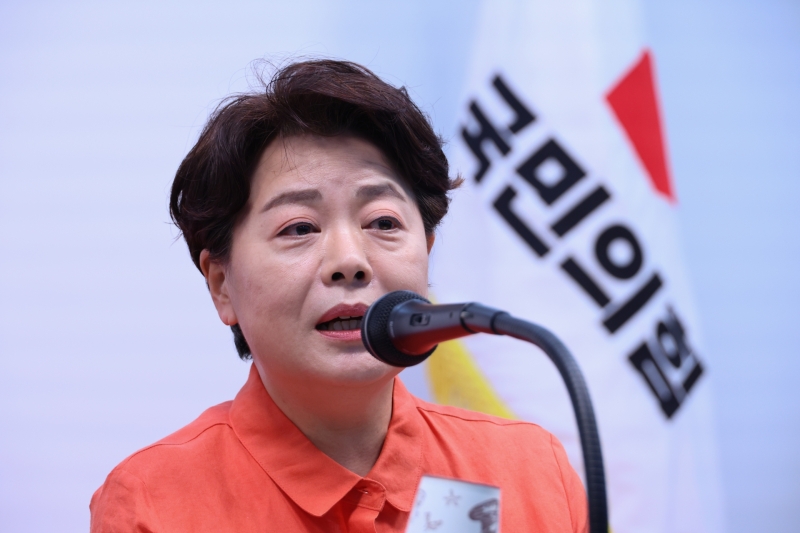 윤희숙 "나경원·윤상현·장동혁·송언석, 거취 밝혀야..인적쇄신 1차분"
