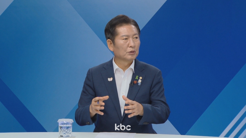 정청래 "尹, 막대한 내란 위자료 어쩌나...김건희도 외면, 배 째라, 말년 굉장히 비참"[여의도초대석]