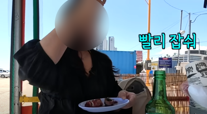 음식 나온 지 2분만에 "빨리 잡숴"...속초서도 '불친절 논란'