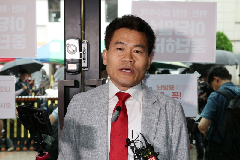 국민의힘, 전한길 제명 안 한다...'경고' 그쳐