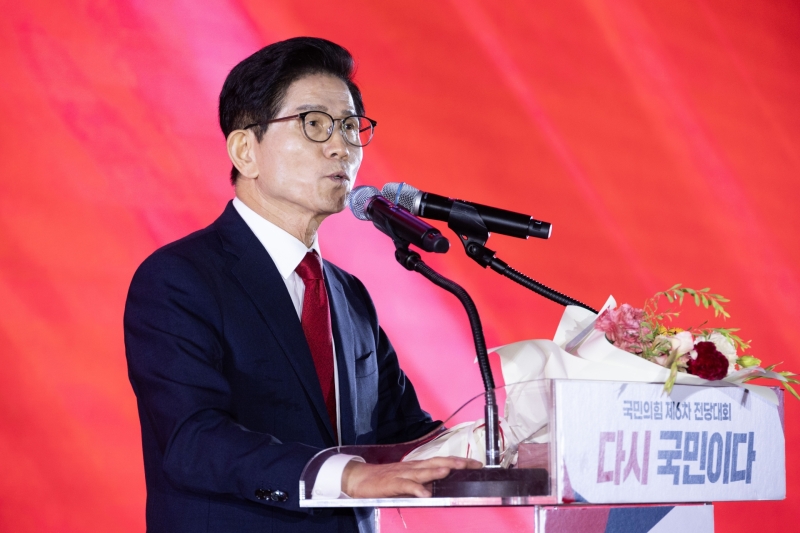 김문수 "정청래, 극좌 테러리스트"...정청래 "사과 않으면 법적 조치"