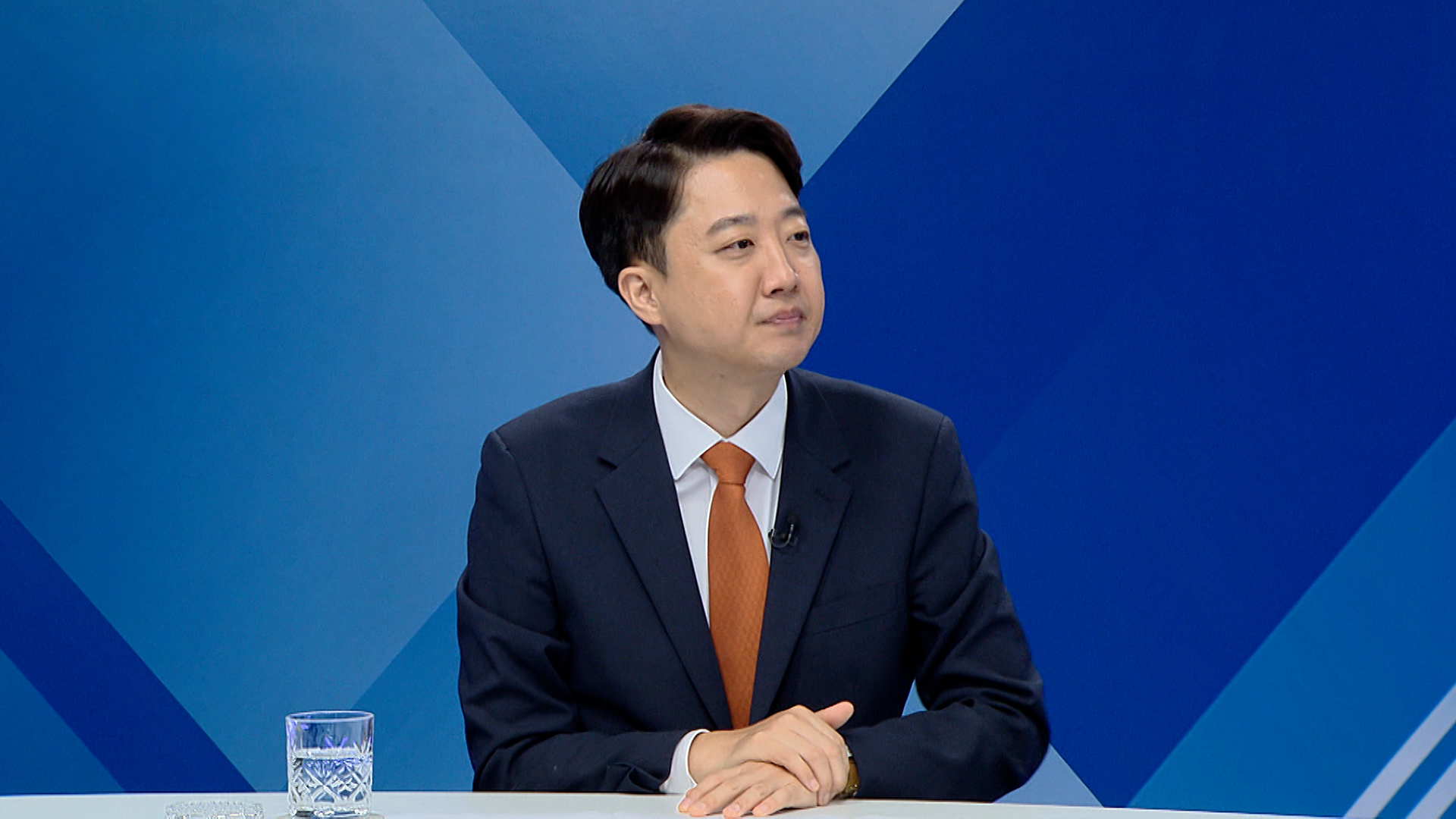 이준석 "'젓가락' 공격할 땐 언제고...짐이 곧 당, 조국과 진보, 교조적, 무오류 강박"[여의도초대석]