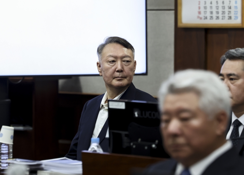 尹 "현기증·구토증세 이어져 재판 출석 어렵다"