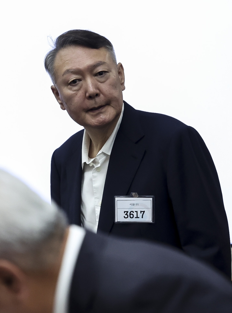 "교도관 7명이 24시간 수발"...尹 특혜 주장에 법무부, 감찰 착수