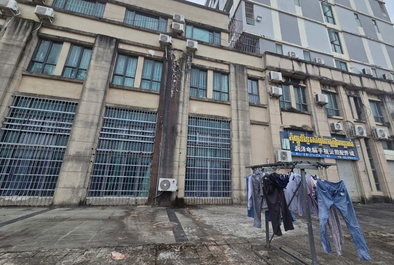 캄보디아 범죄 단지서 탈출해 왔더니…한국 대사관 "8시 문 열면 와라"