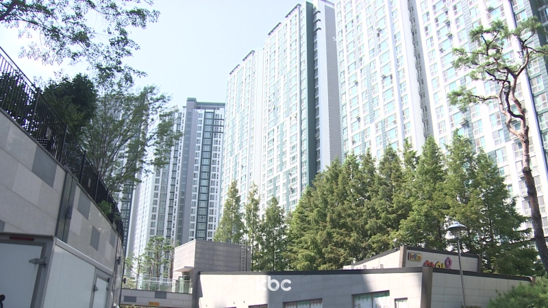 '이래서 결혼 안 하나' 신혼부부 두 쌍 중 한 쌍 '내 집 없고', 있어도 '수억대 빚' [광주·전남부동산 바로보기]