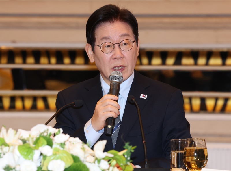 李대통령 지지율 61%, 중도층도 잡았다...이혜훈 지명엔 '잘못' 42%