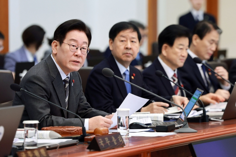 李 대통령 "민간인의 무인기 北 침투, 있을 수 없는 일"