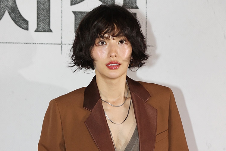 '나나 모녀 강도상해' 30대 "흉기 소지하지 않았고, 일방적으로 구타 당했다" 주장