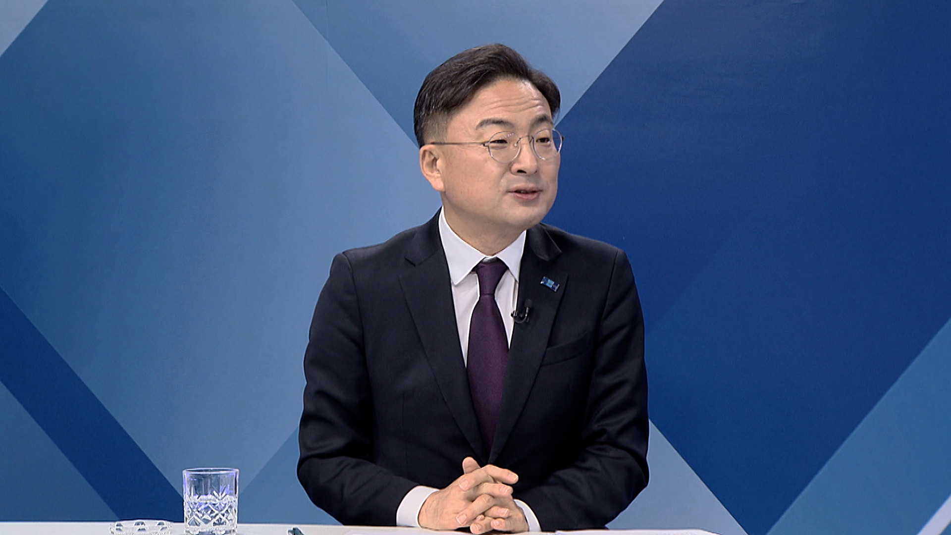 신장식 "尹·김건희와 한동훈 공통점은, '개사과'...尹에 90도 폴더인사, 사형 구형 모른 척" [여의도초대석]