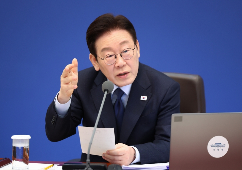 李대통령 "서울 등록임대아파트 4만 2,500세대, 매물 나오면 집값 안정 효과"