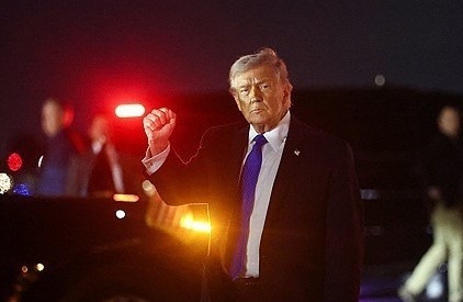 트럼프 "韓 등 호르무즈 봉쇄 영향 받는 국가들, 군함 보낼 것"