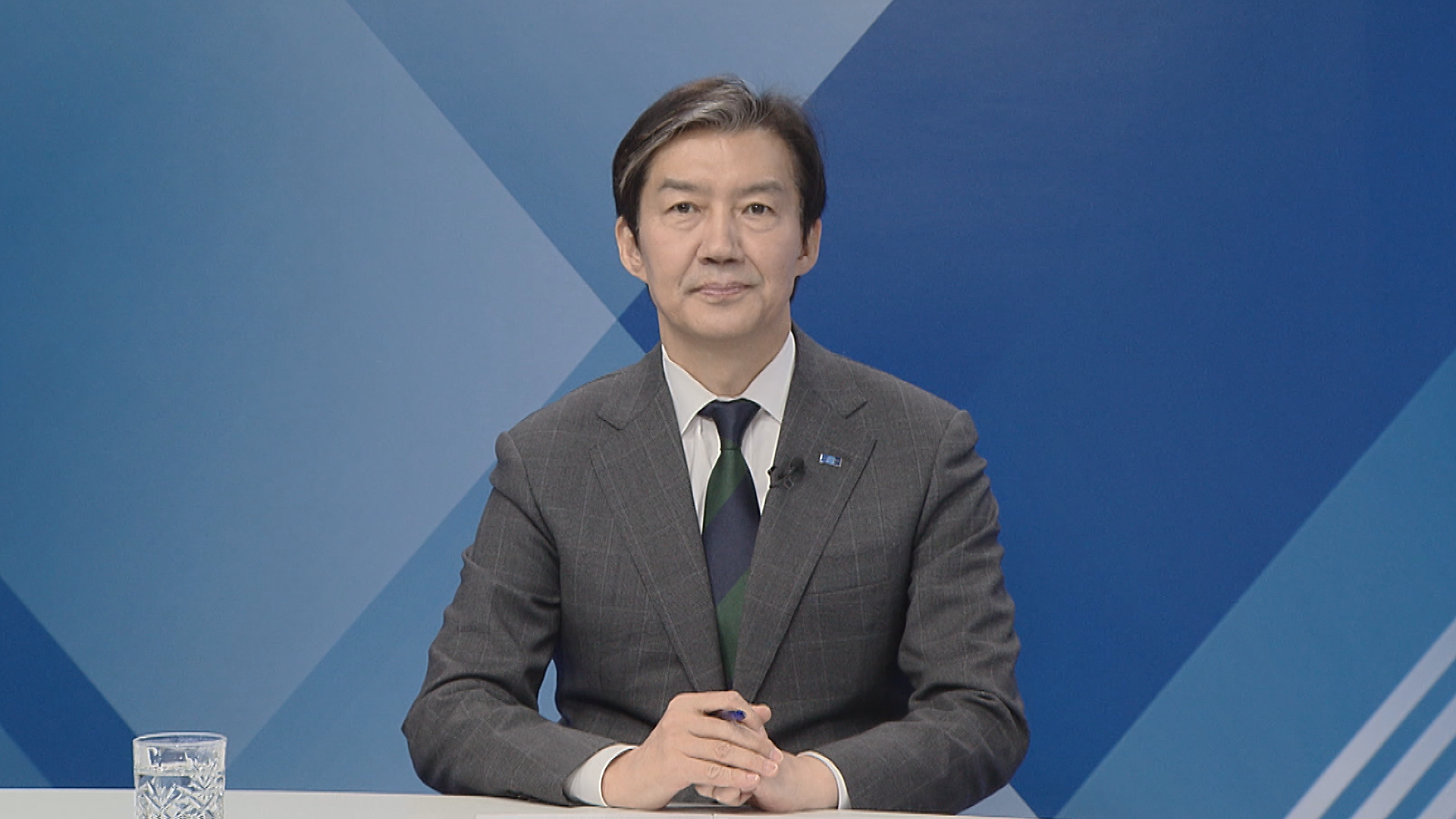 조국 "이 대통령, 힘 있을 때 검찰 제대로 해체해야...아님 어떤 일 벌어질지 몰라, 경험"[여의도초대석]