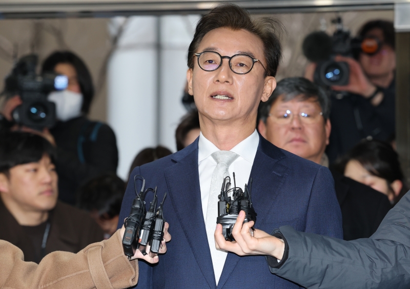 '통일교 금품 의혹' 전재수 불기소...합수본 "시효완성·증거부족"