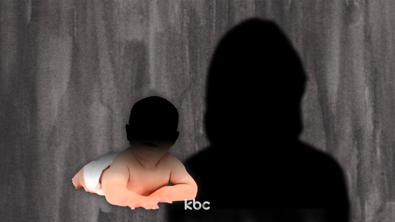 "잠 안 자고 칭얼거려" 8개월 아들 리모컨 폭행해 숨지게 한 친모 체포