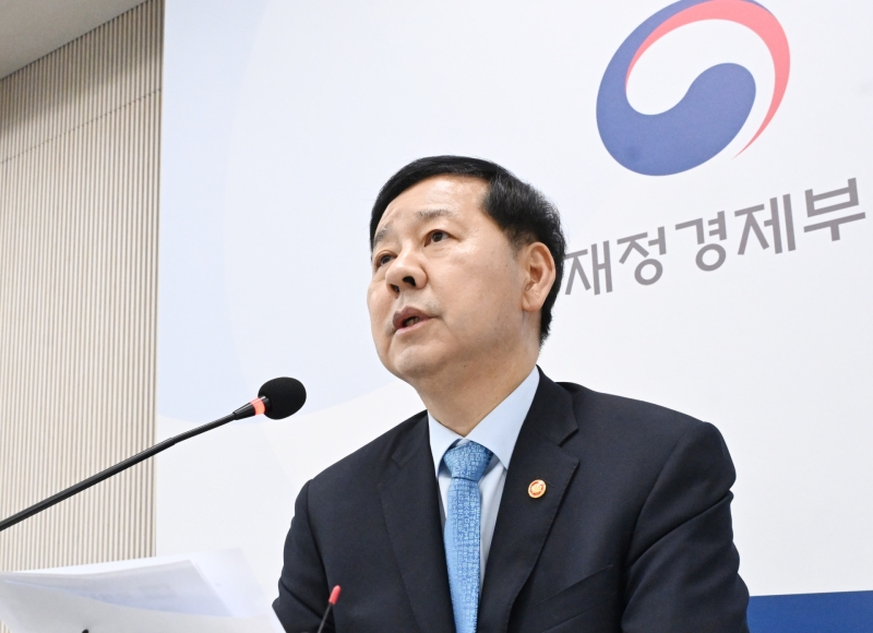 정부 "삼성전자 노조 파업 절대 안 돼"...삼성전자 "최악 막고자 지속 노력"