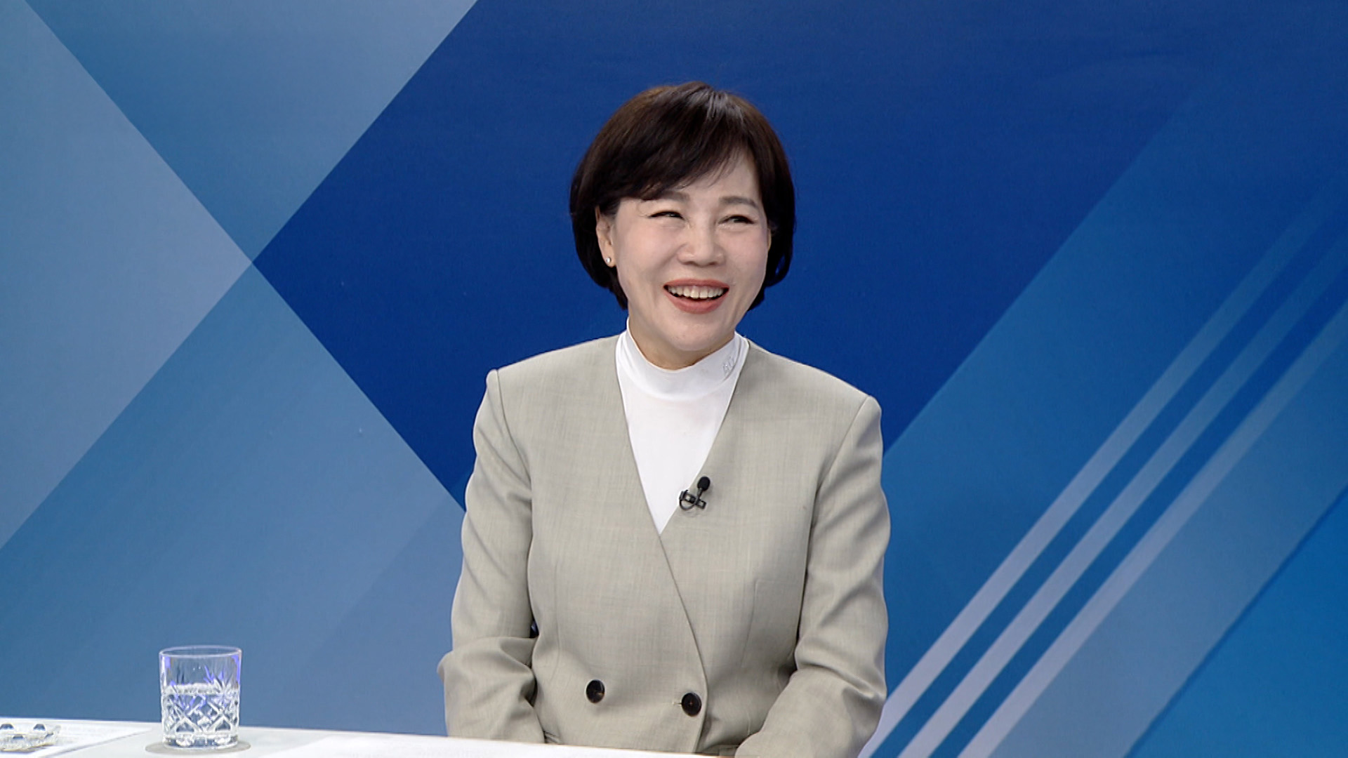 전현희 "한동훈 이진숙, 국회 안 오기 바라...너무 시끄러워, 노상 싸움만, 막상막하 거북" [여의도초대석]