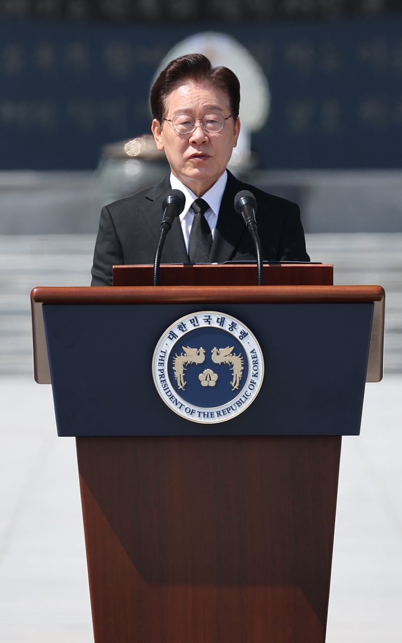 李 대통령 "사리사욕으로 공동체 배반한 이들 단죄할 것"