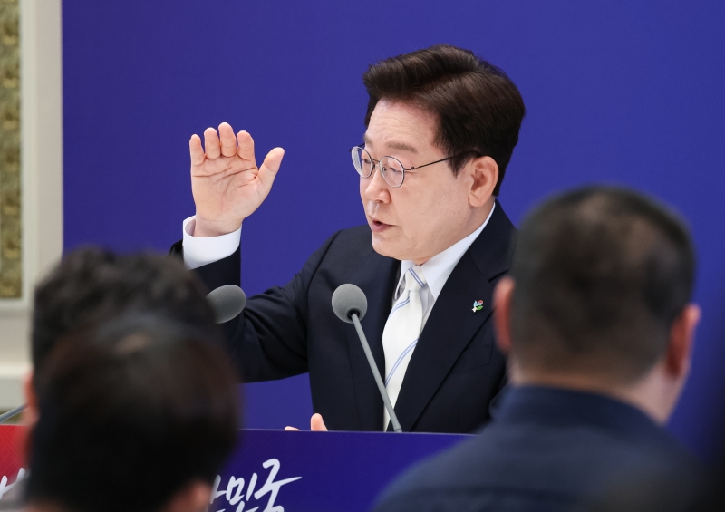 李대통령 "부동산 세제, 7월 정리가능…공급책도 조만간 발표"