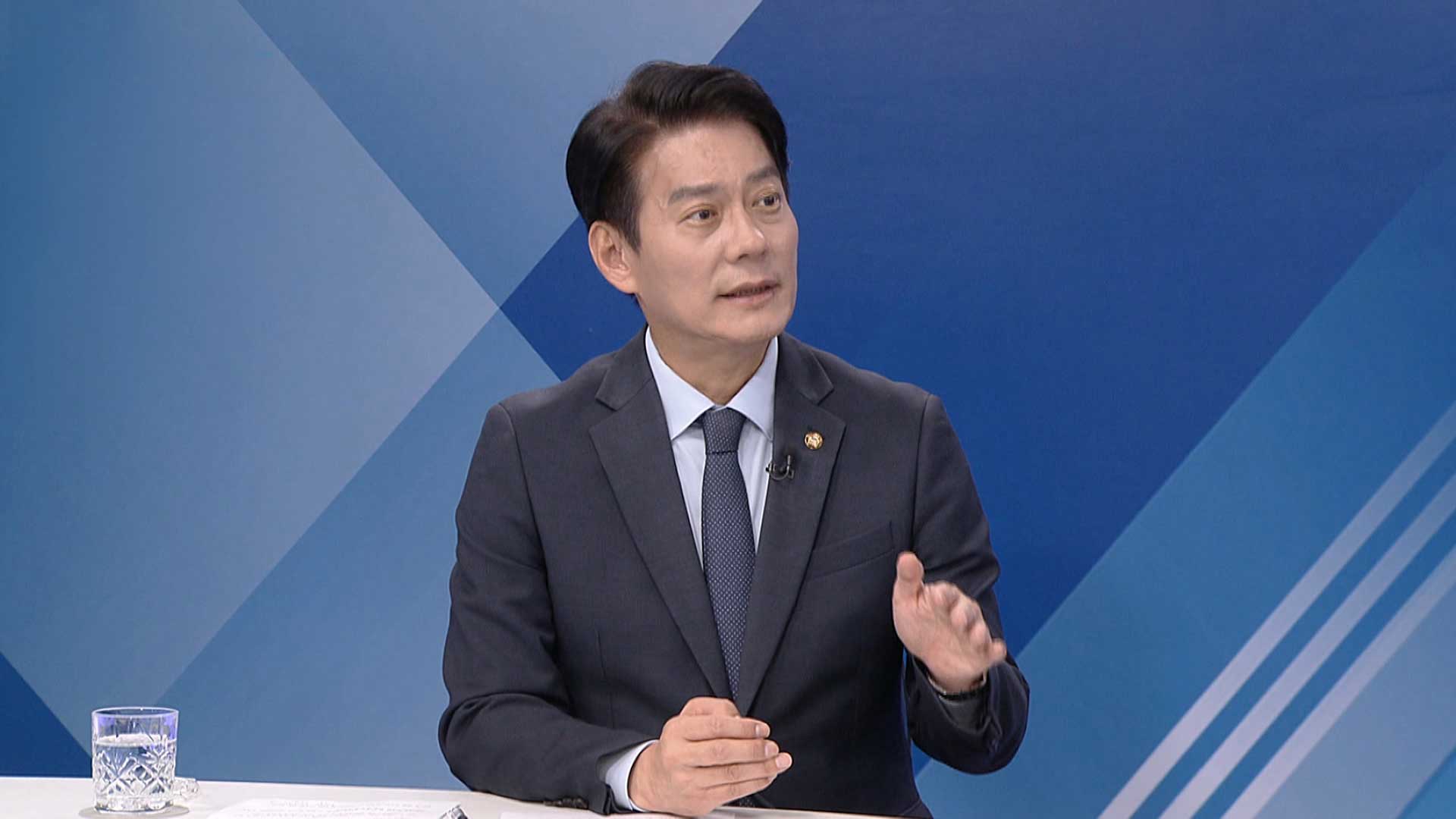 한민수 "한동훈, 이재명·정청래 진흙탕 개싸움?...어디서 이간질 갈라치기를, 어이없어"[여의도초대석]