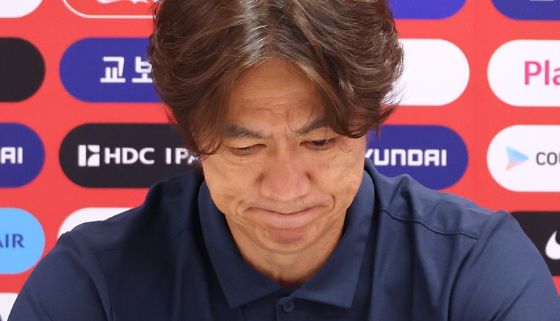 [월드컵] 홍명보 감독, 32강 불발 책임지고 사퇴 "모든 기준은 한국 축구였다"