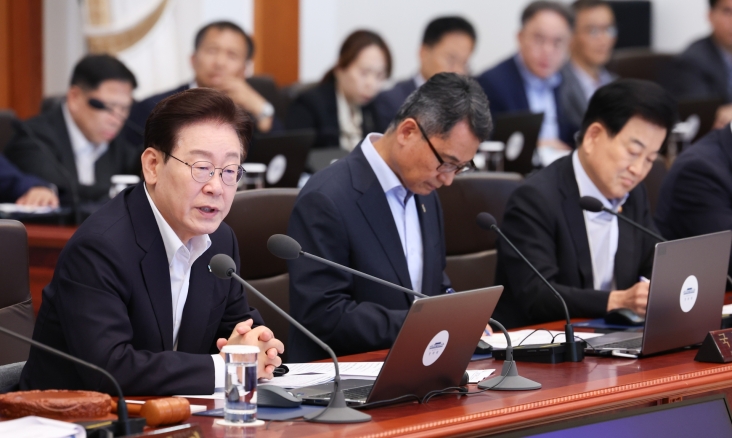 李대통령 "호남 반도체 투자 많다지만 누적 투자론 조족지혈"
