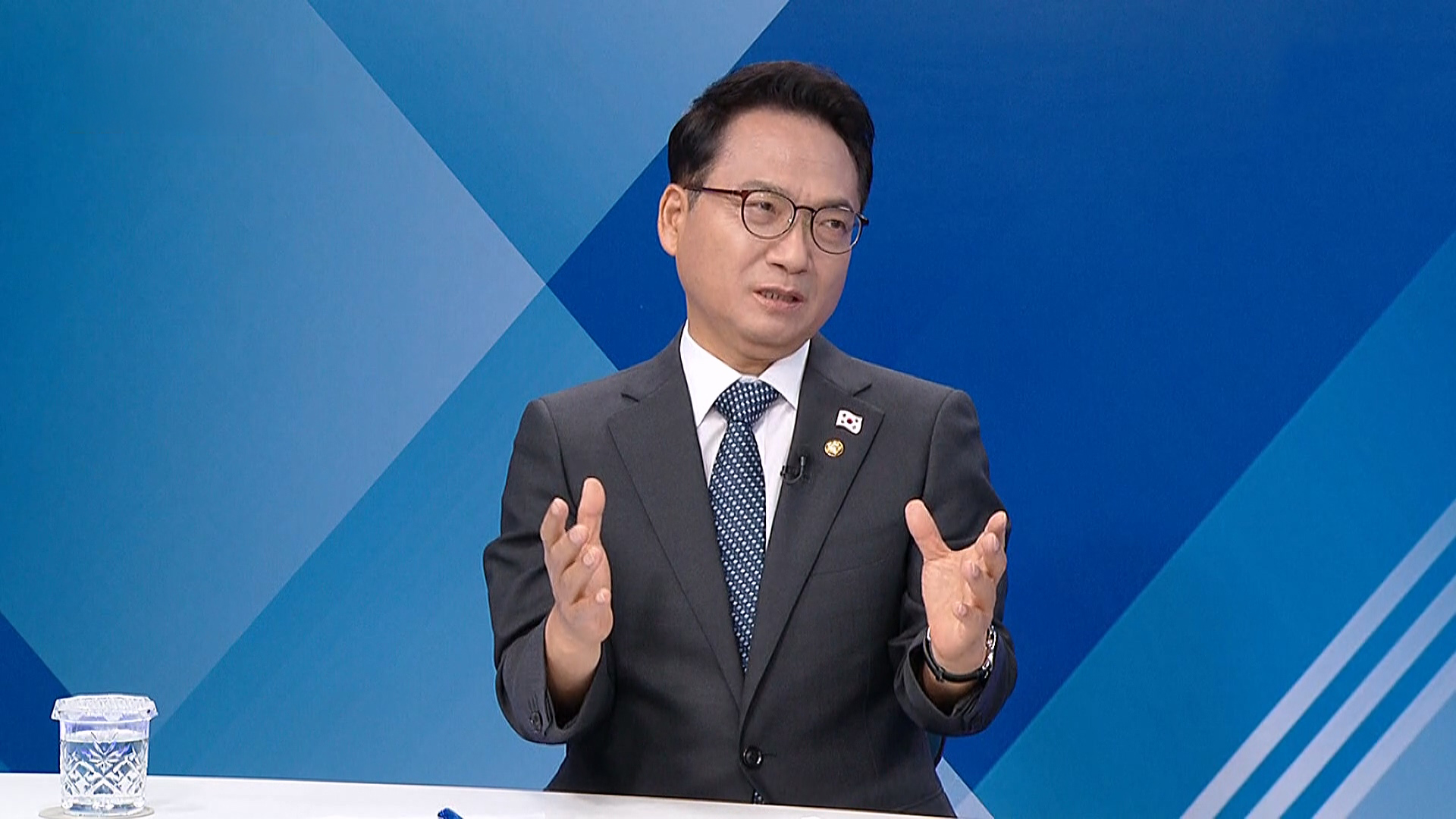 '영산포 아들' 박선원 "정청래, '이재명의 꿈, 뜻' 몰라...방해만, 객관적 사실, 지도부 바꿔야"[여의도초대석]