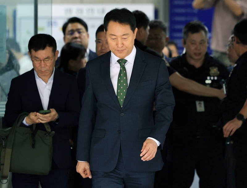 '여론조사 대납' 오세훈 1심서 벌금 1천만 원…확정시 시장직 상실