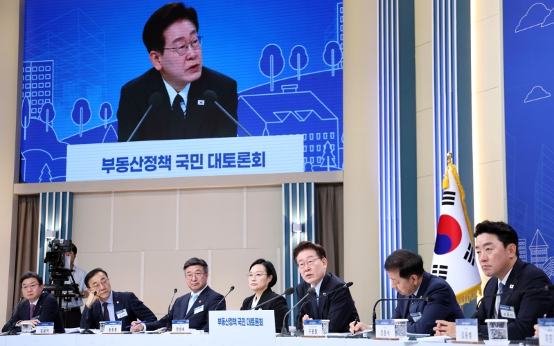 李 대통령, 오늘 2차 부동산 회의 주재…수도권 공급 대책 점검