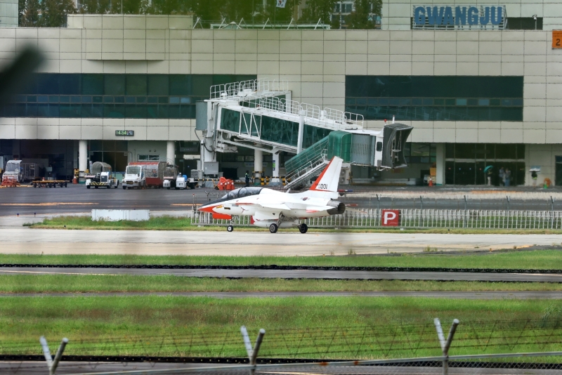 '호남 반도체' 탄약고 부지부터 팹 착공…군공항 이전과 동시 투트랙 진행