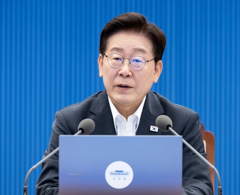 李대통령 "'선택적 모병제' 도입...스마트 강군 탈바꿈"