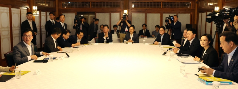 국힘, 고위당정 '500세대 이하 구청장 인허가'에 "서울시장 권한 무력화"