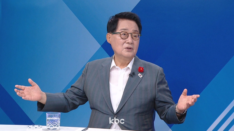 박지원, 유시민에 "李대통령 흔들어 내란세력 돕겠다면 커밍아웃하라"