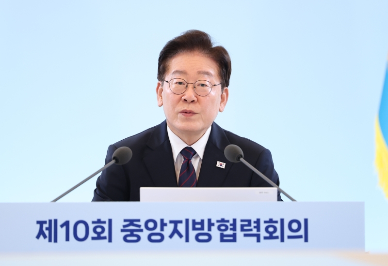 李대통령 "3대 메가프로젝트는 '모두의 성장' 열쇠...강력한 국토균형발전 추진"