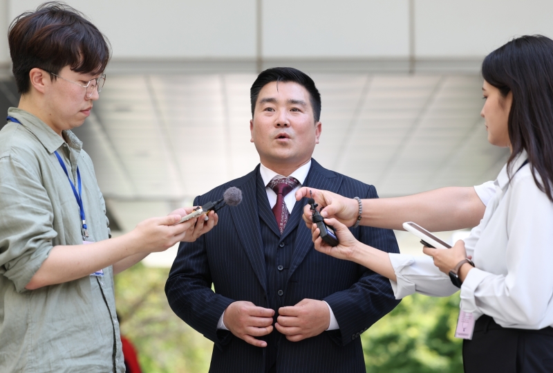 '국회 봉쇄 혐의' 전 707단장 '징역 12년' 선고..."용납 불가한 범행"