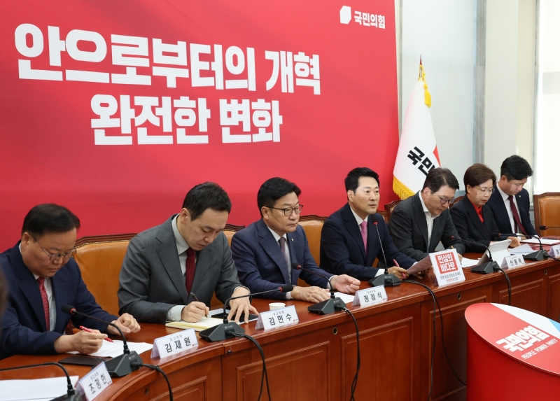 "김현지·브로커 모두 국회 불러야"…국힘, 與에 '김승원·용혜인 인사 논란' 맹공