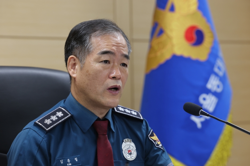경찰청장 대행 "어느 수사관 만나느냐에 따라 결과 달라"… 수사 개혁 예고