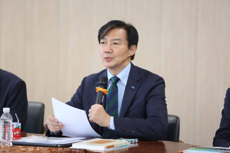 조국 "친명, 李대통령 SNS 취지 따라 '멸칭·갈라 치기' 정치 즉각 중단해야