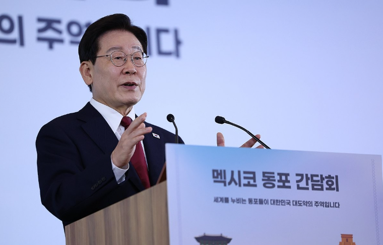 李대통령 "2030년 6월 2일 넘기는 일 절대 없어"...임기 재차 언급